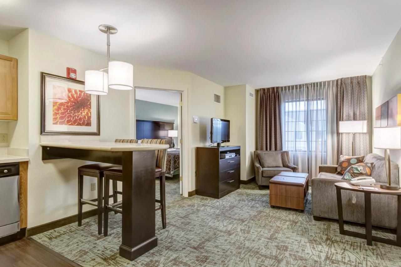 Staybridge Suites O'Fallon Chesterfield By Ihg Eksteriør billede